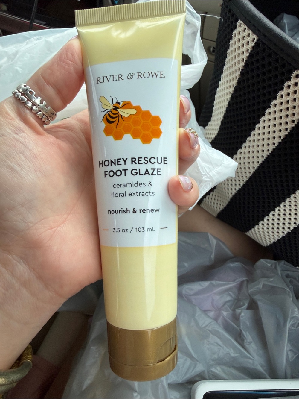 River & Rowe Honey Rescue Foot Glaze - Pale Yellow